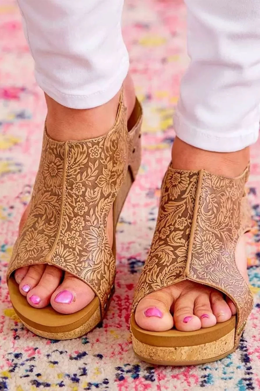 Shewin Women's Brown Vintage Floral Leather Platform Sandals with Rivet & Hollowed Design