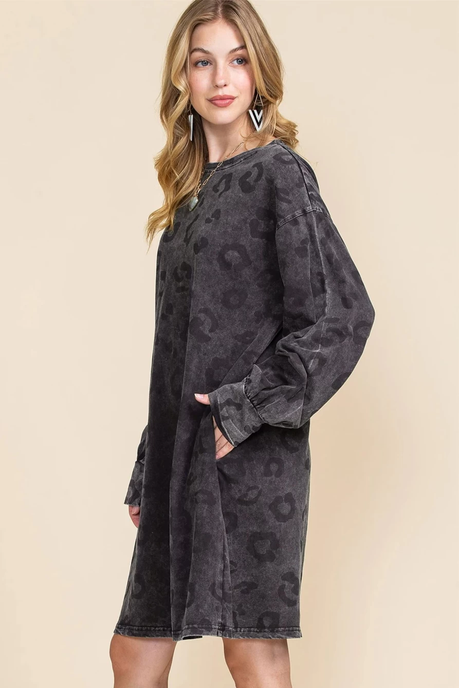 Shewin Women's Gray Leopard Print Mini Dress with Puff Sleeves and Pockets