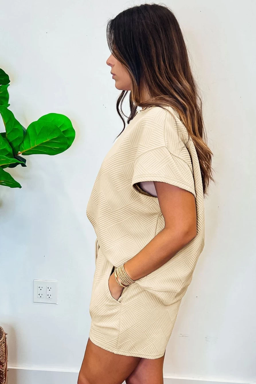 2Pcs Shewin Women's Apricot Solid Textured Drawstring Shorts Set