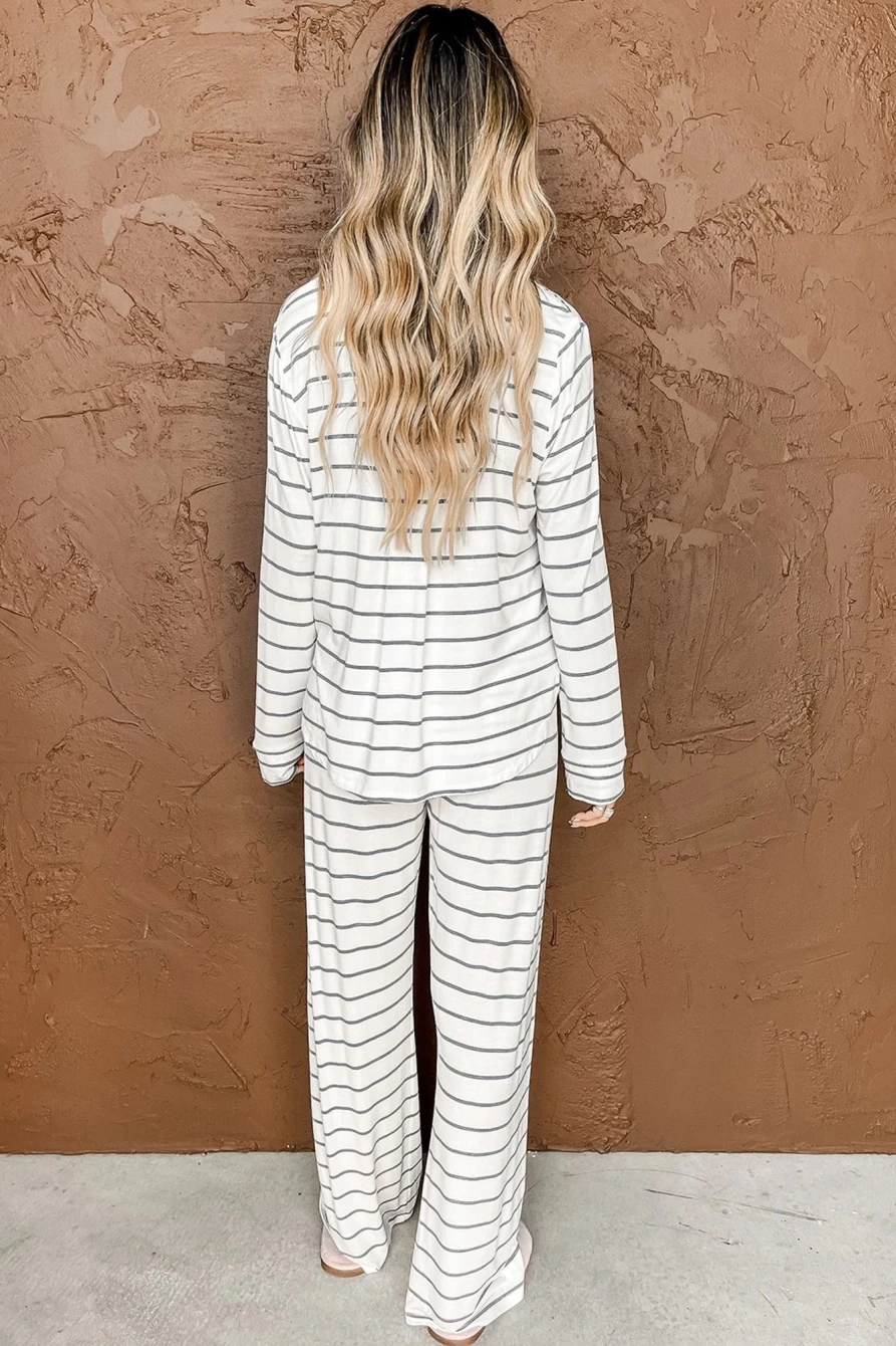 Shewin Women's Striped White D Print Long Sleeve Pajama Set with Drawstring Pants