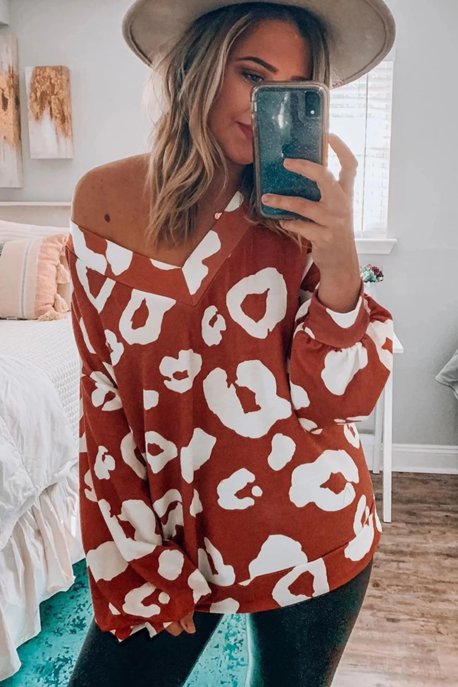 Shewin Women's Clay Red Leopard Print V-Neck Top with Bishop Sleeves