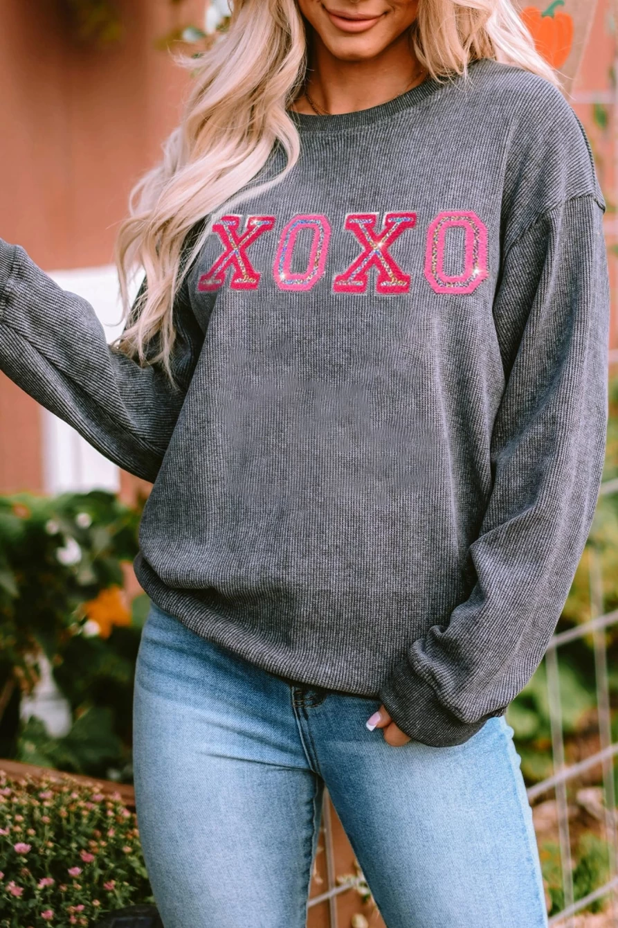 "SheWin Women's Gray Sequin XOXO Valentine Graphic Sweatshirt - Corded Cozy Pullover"