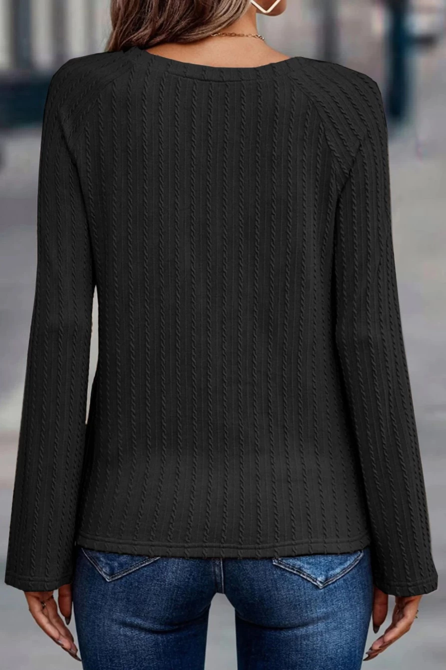 Shewin Women's Black Ribbed Knit Long Sleeve Round Neck Top