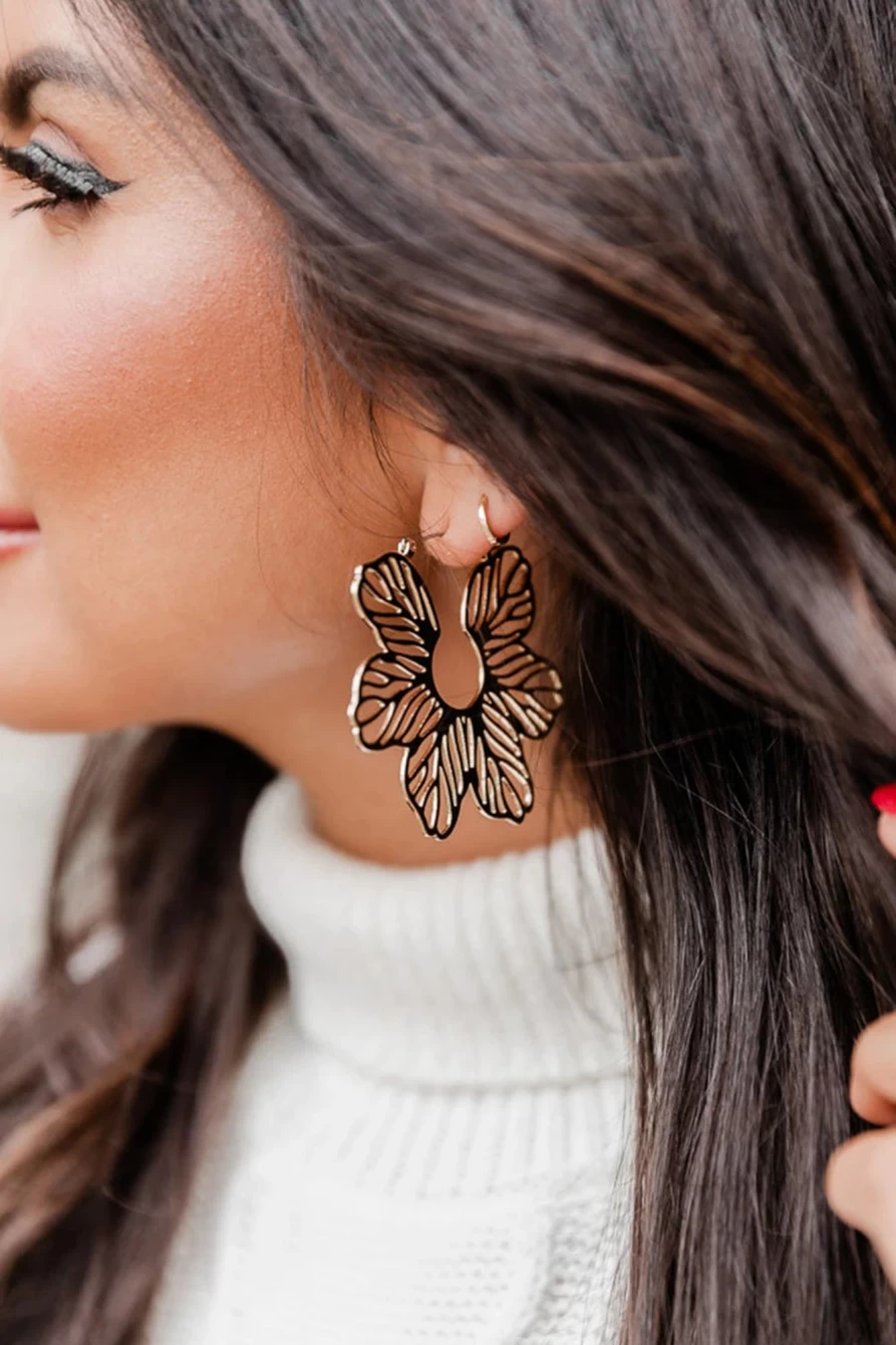 "Shewin Gold Hollow Flower Pendant Earrings for Women"