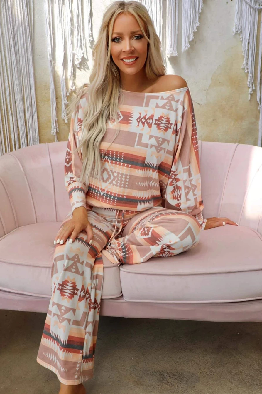 Shewin Women's Multicolour Geometric Print Puff Sleeve Pullover and Pants Lounge Set