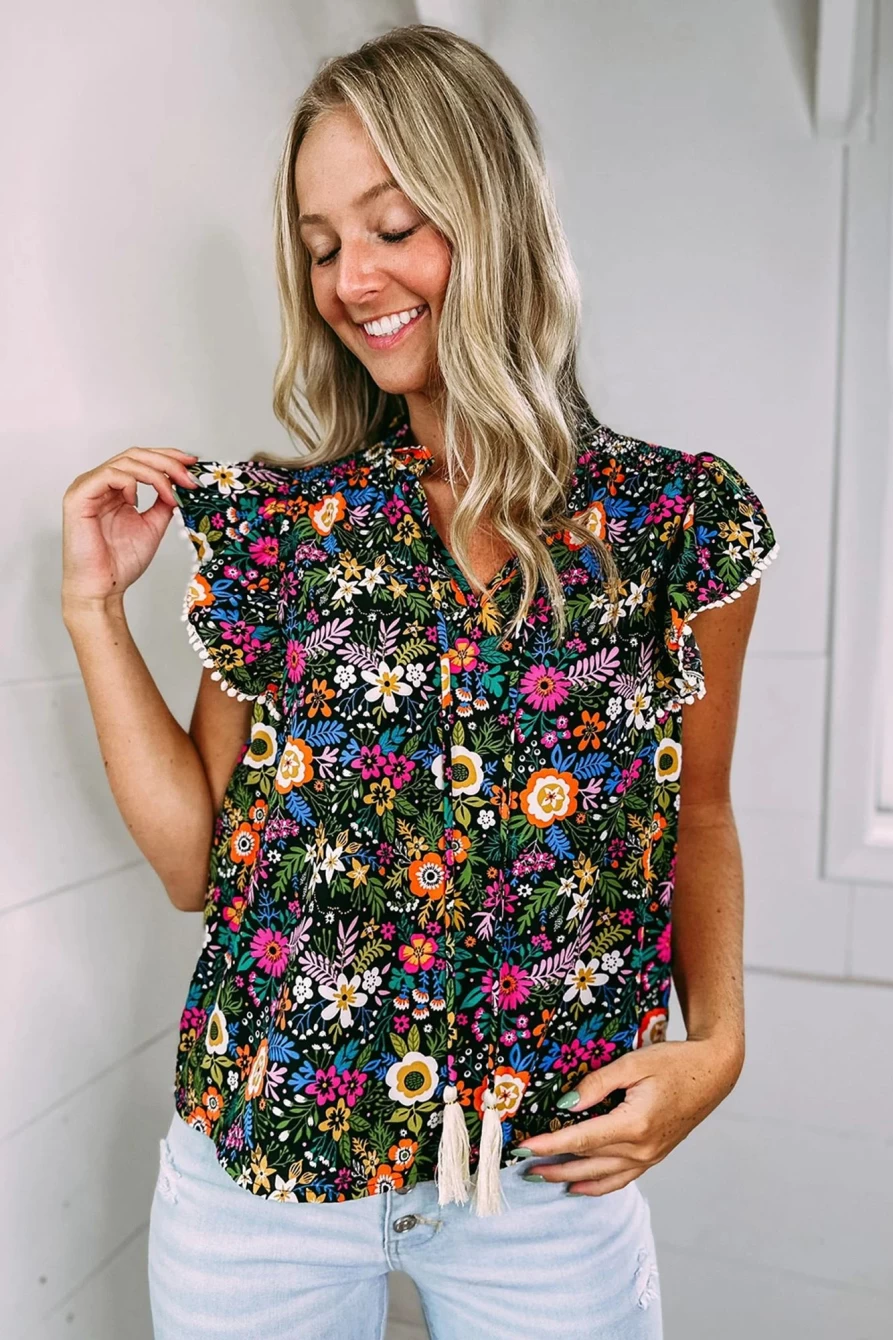 Shewin Women's Black Floral Print Blouse with Lace Trim and Flutter Sleeves