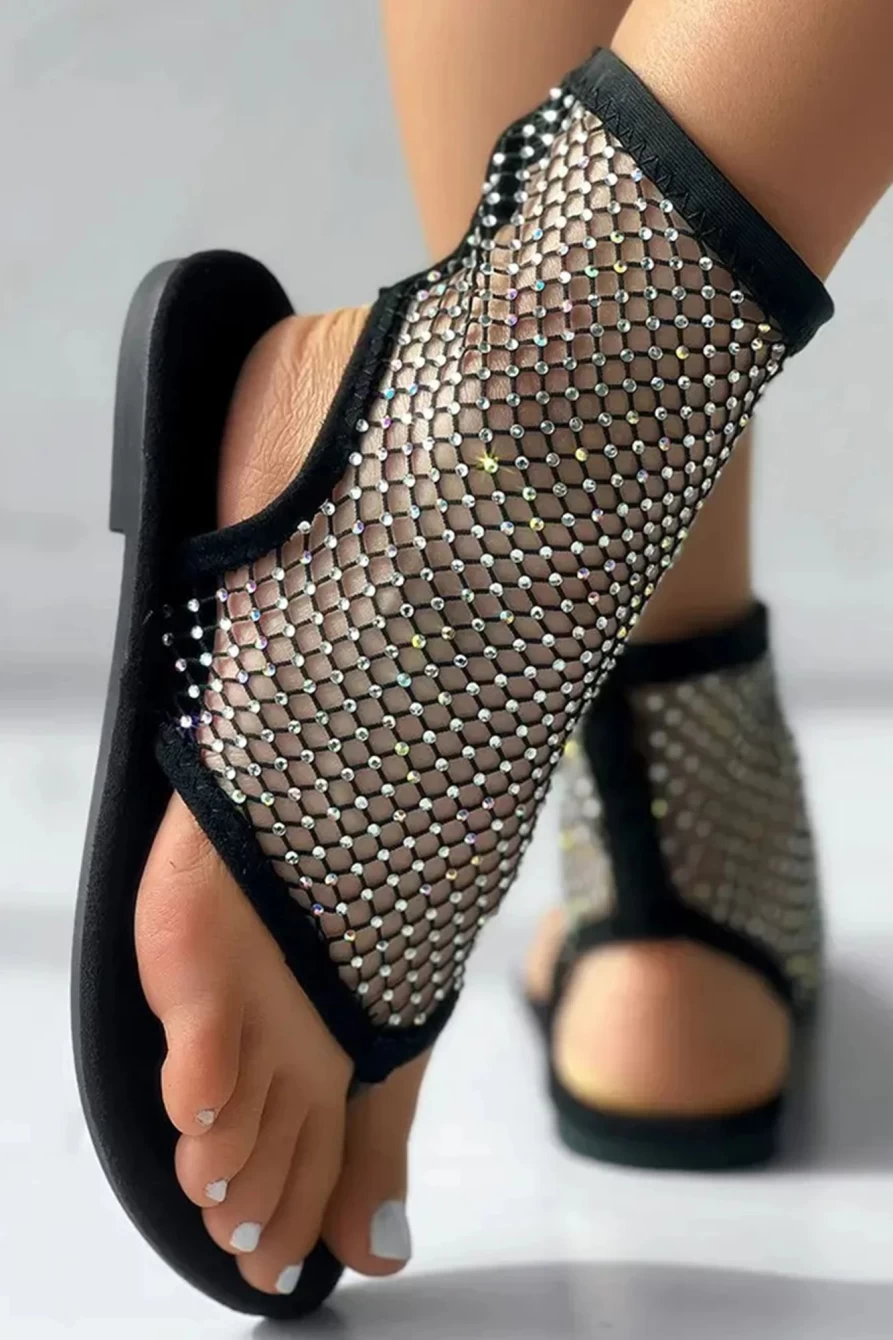 Shewin Women's Black Hollowed Rhinestone Stud Clip Toe Sandals