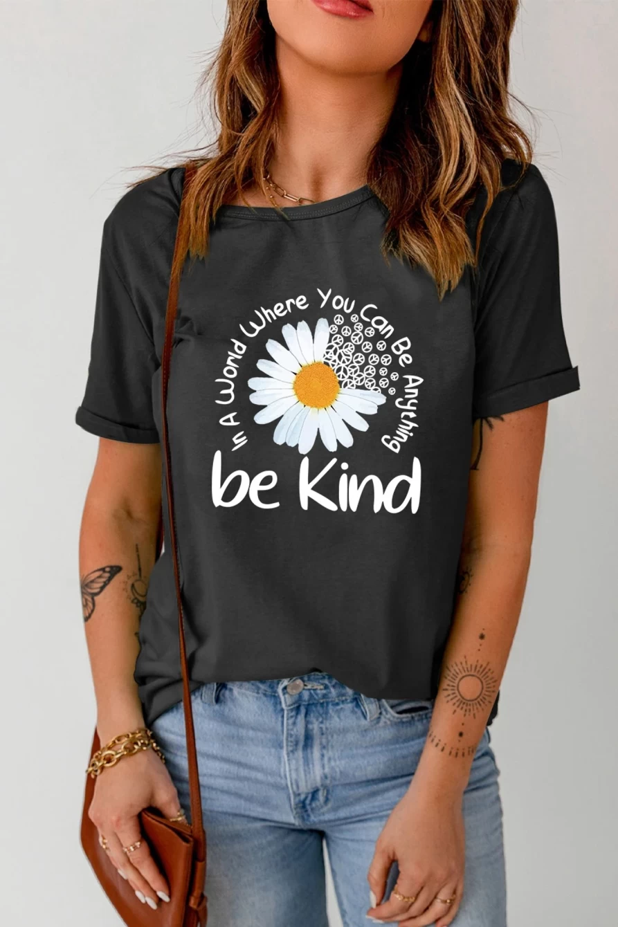 Women's Black Casual "Be Kind" Daisy Graphic Crewneck T-Shirt - Shewin