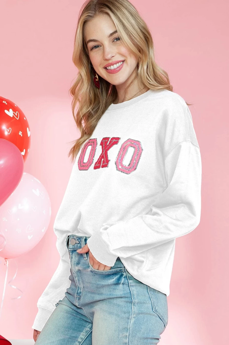 Shewin Women's Beige Valentine XOXO Letter Graphic Sweatshirt - Shiny Love Theme Pullover