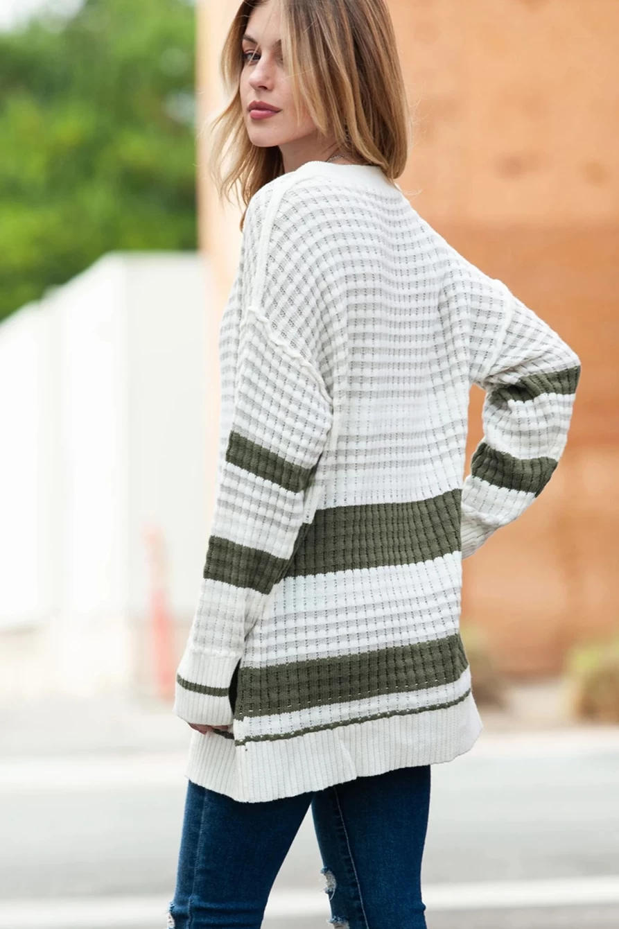 Women's Green Colorblock Textured Knit Buttoned Cardigan by Shewin