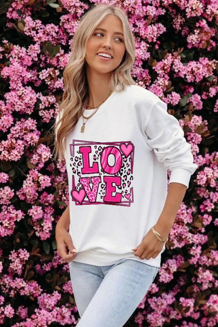 Shewin Women's Beige Leopard Love Valentine's Day Graphic Sweatshirt