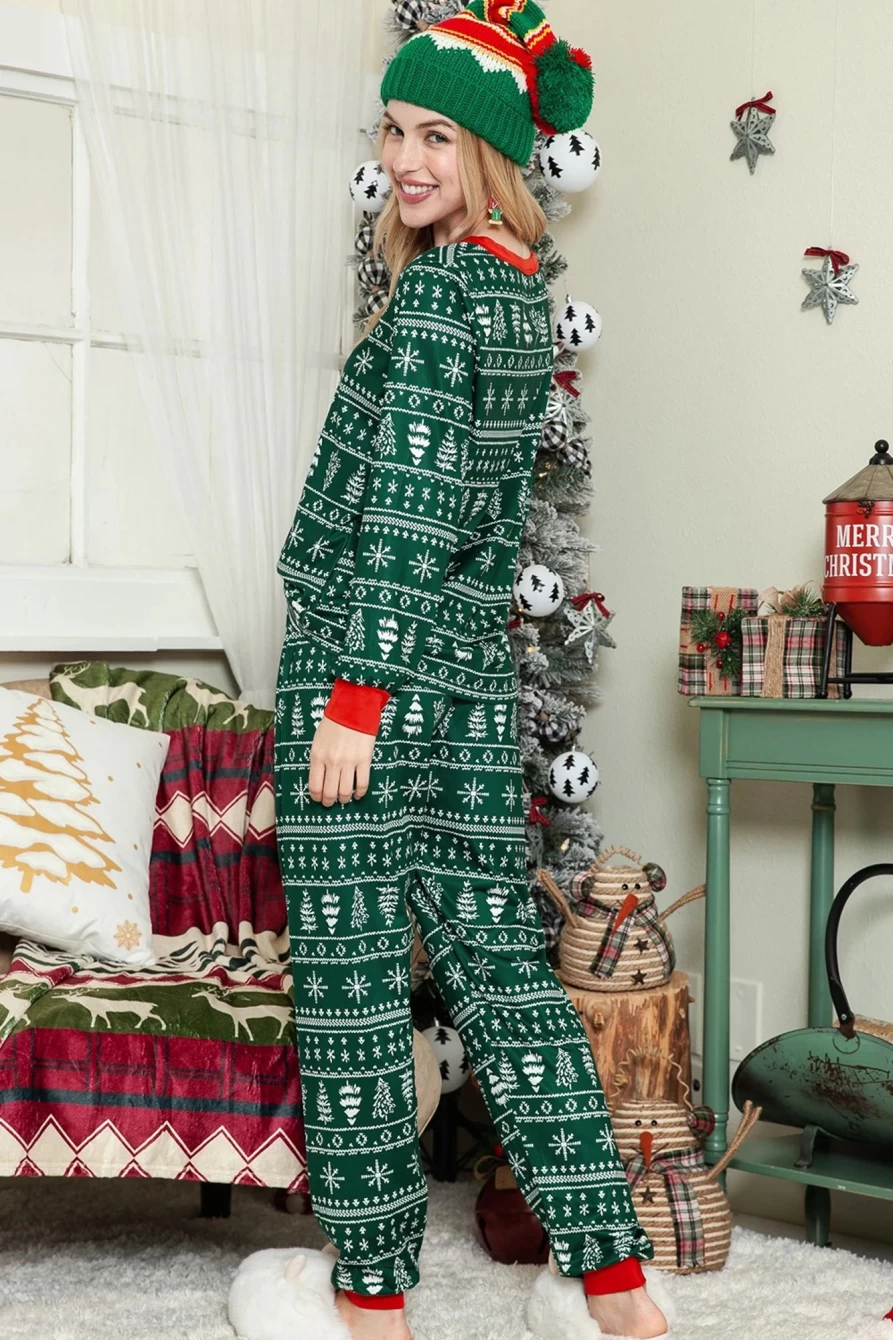 Shewin Women's Green Christmas Tree Print Patchwork Pajama Set - Festive Holiday Sleepwear