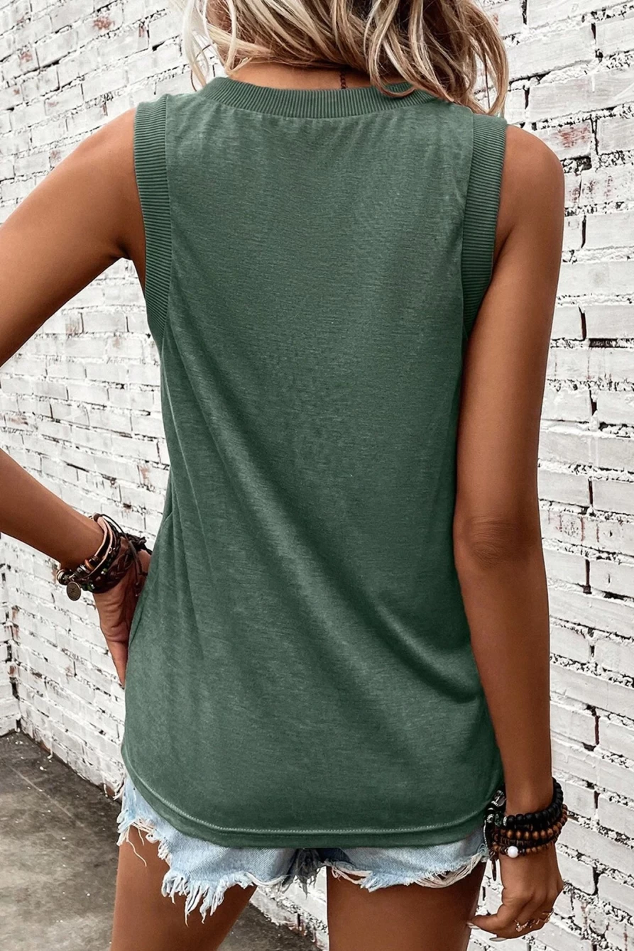 Shewin Women's Mist Green V-Neck Contrast Trim Loose Fit Tank Top