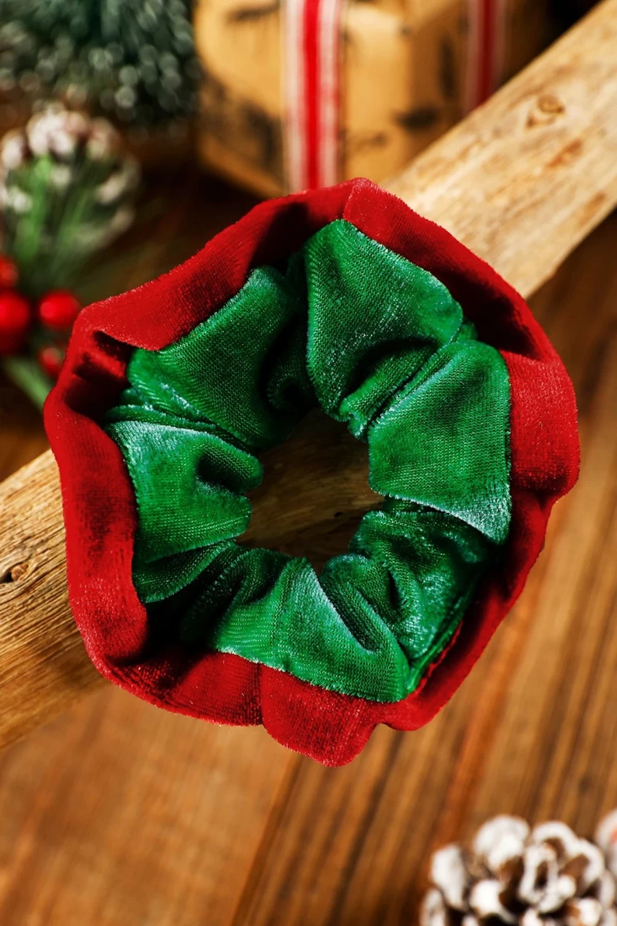 "SheWin Dark Green Flannel Christmas Scrunchie Hair Tie for Women - Color Block Hair Accessory"