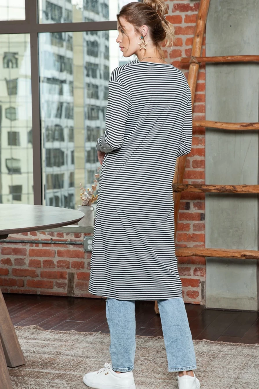 Shewin Women's Striped Black and White Long Cardigan with D Print Open Front