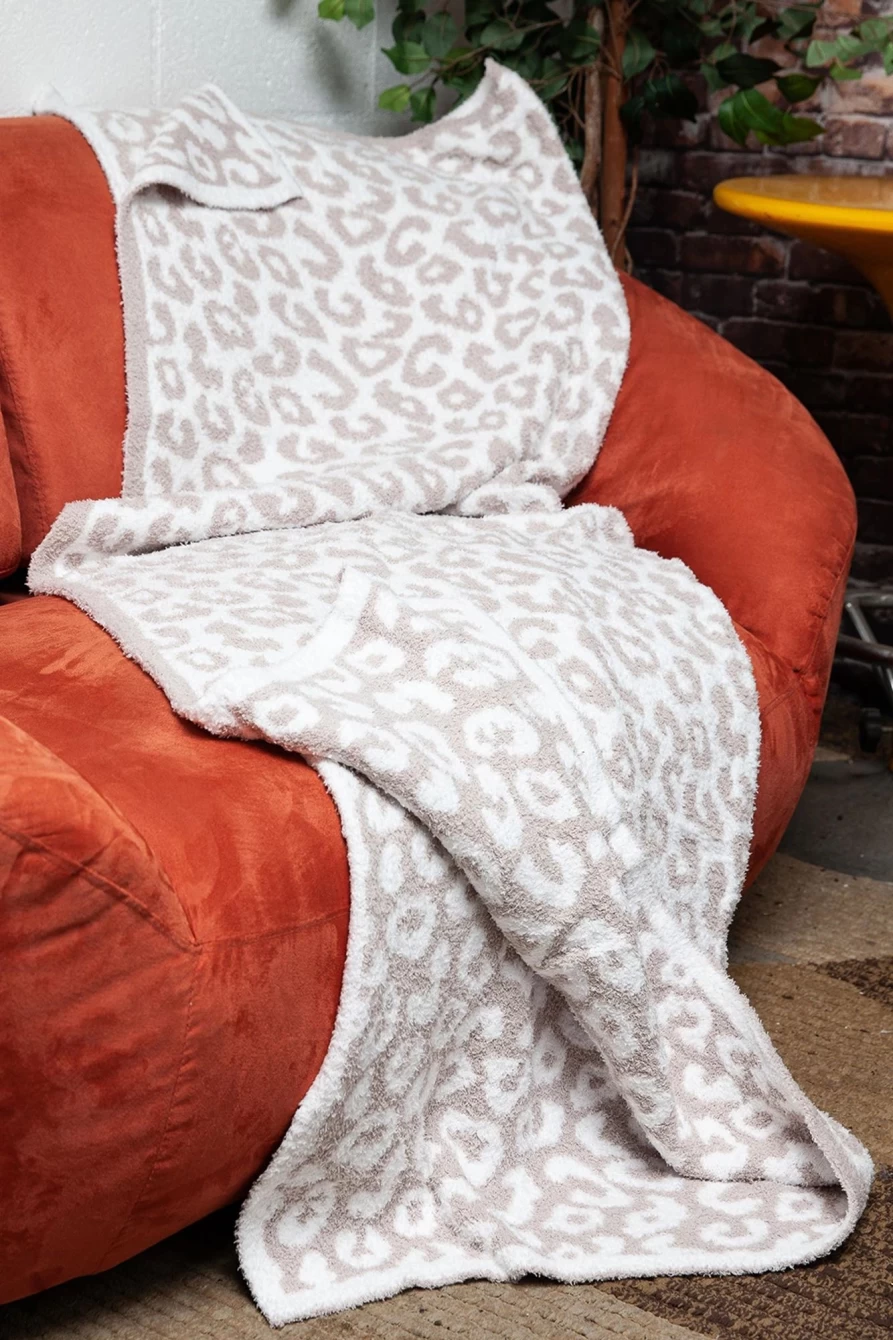 "Shewin Leopard Print Fleece Blanket for Women - Soft Cozy Large 130x180cm Warm Throw"