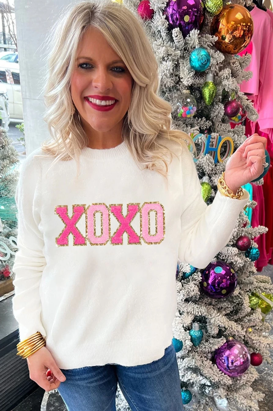 Shewin Women's White Chenille Letter Round Neck Casual Sweater - XOXO Design Cozy Pullover