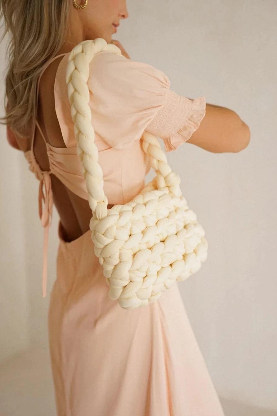 Shewin Women's Beige Woven Large Single Shoulder Bag