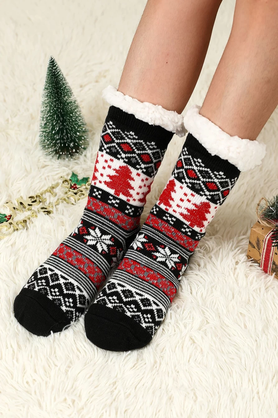 Shewin Women's Black Christmas Tree Pattern Thermal Socks for Winter Warmth