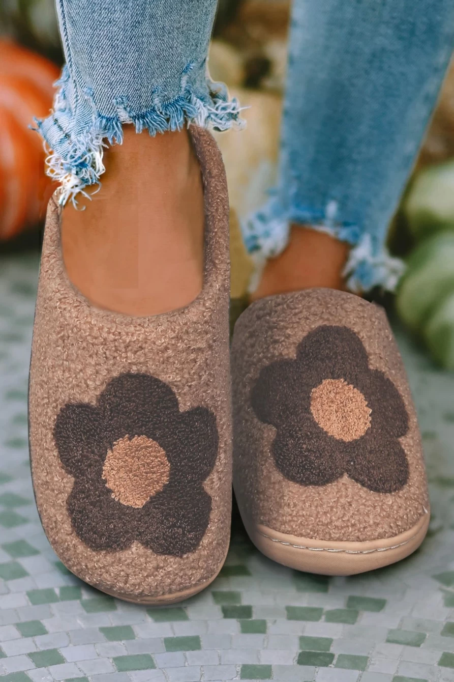 Shewin Women's Fuzzy Camel Flower Pattern Slippers for Home Comfort