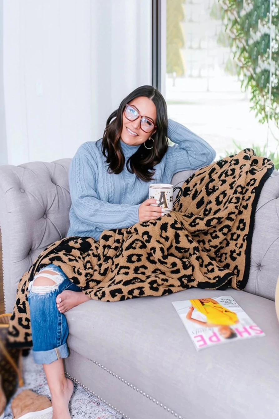 "Shewin Black Leopard Print Knit Blanket 127x152cm for Women - Soft Cozy Throw"