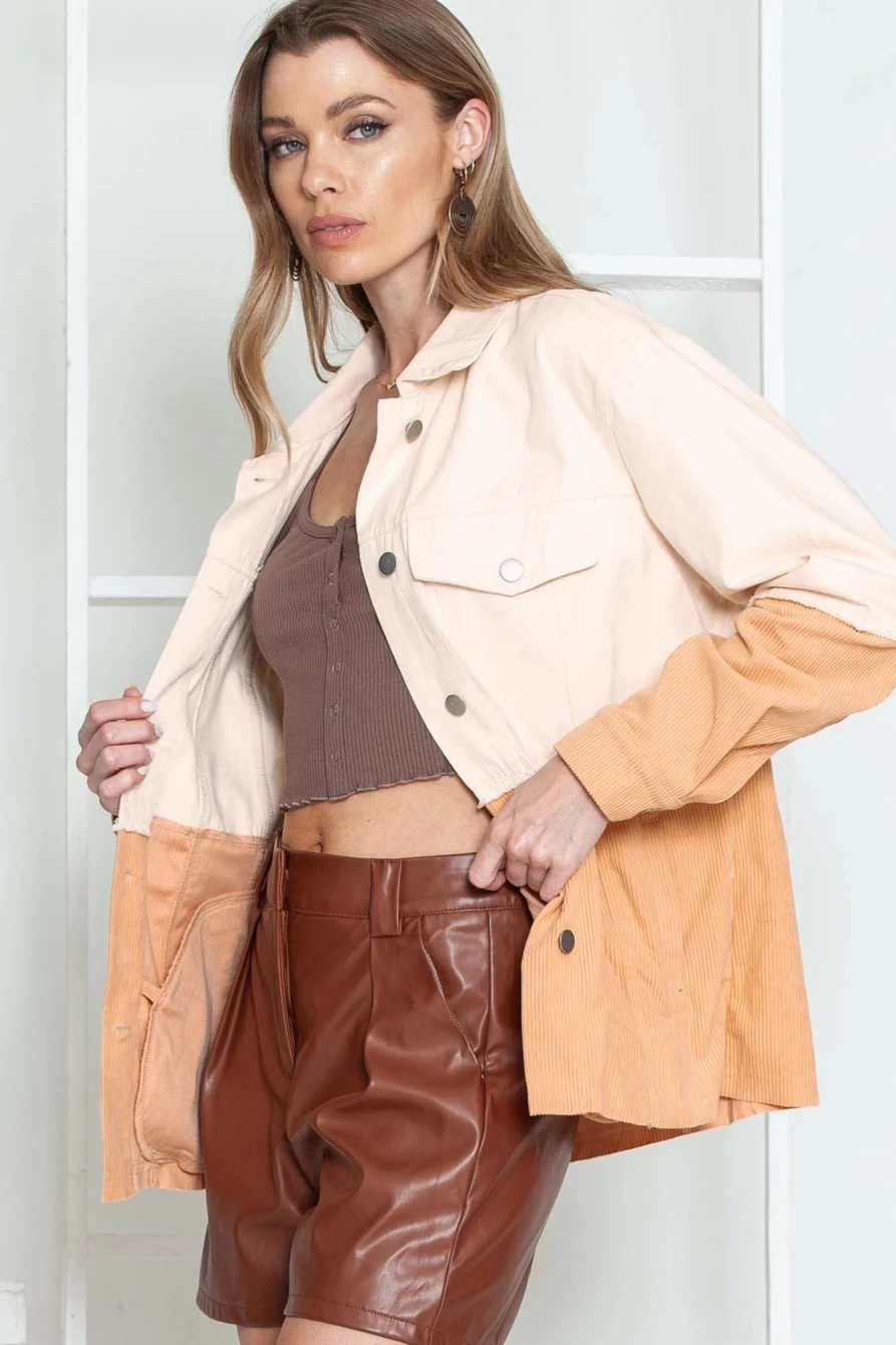 Shewin Women's Khaki Two-Toned Colorblock Jacket with Flap Pockets & Chambray Detail