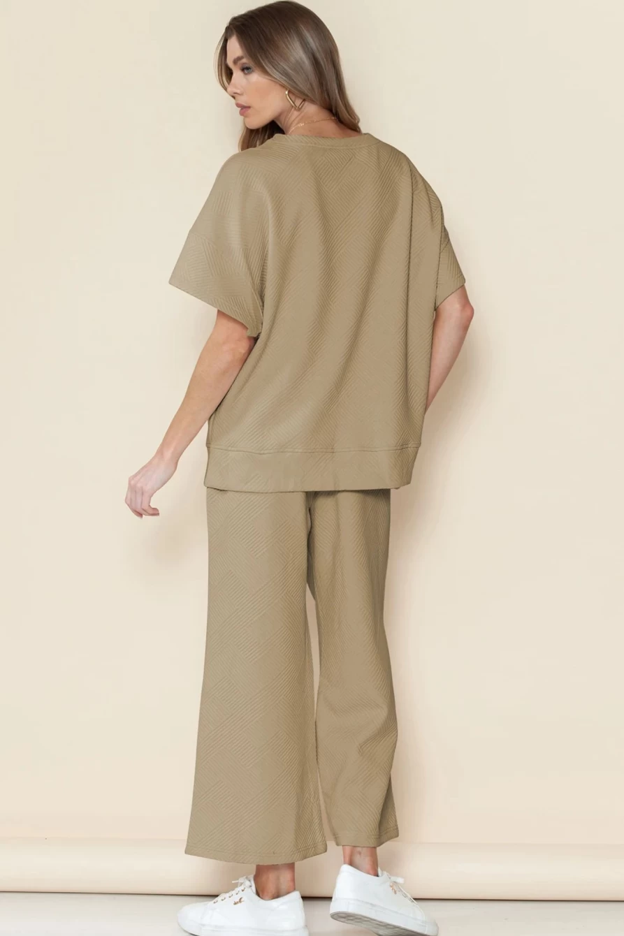 Women's Apricot Khaki Textured Loose Fit T-Shirt & Drawstring Pants Set | Shewin Casual Outfit