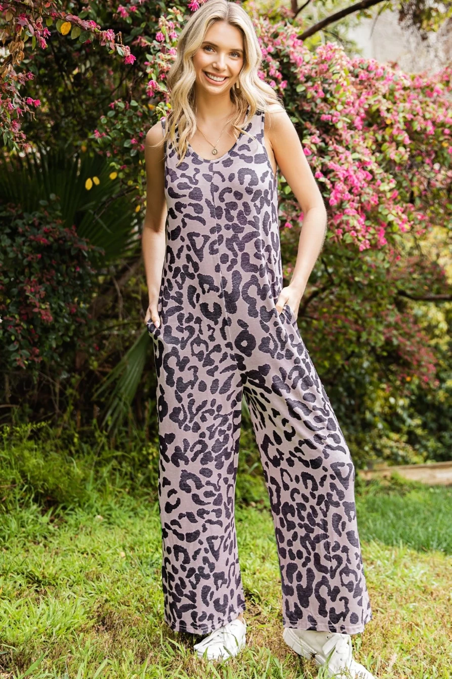 Shewin Women's Leopard Print Pockets Sleeveless Wide Leg Jumpsuit