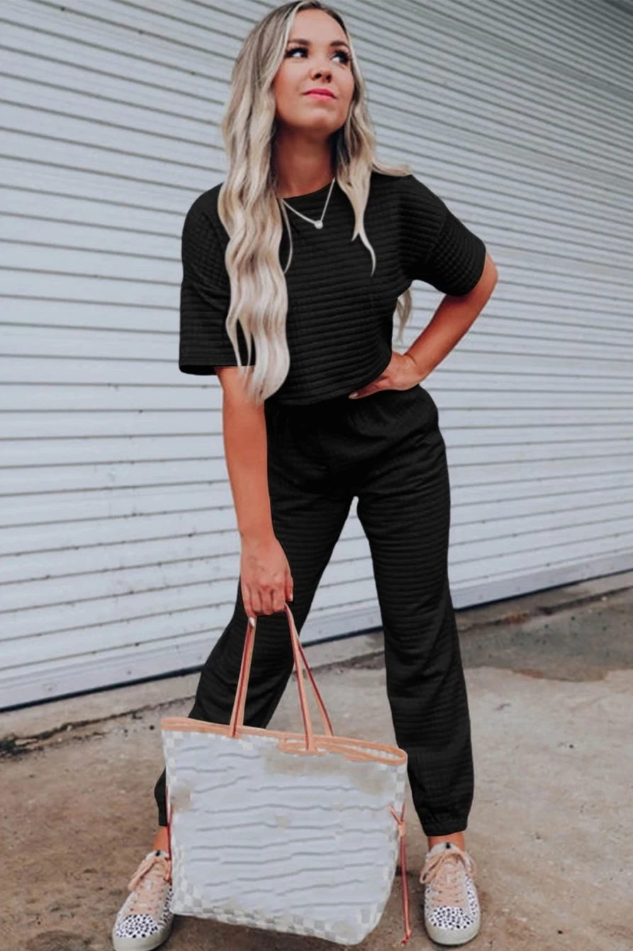 Shewin Women's Black Textured Cropped Tee & Jogger Pants Set - Casual Two-Piece Outfit