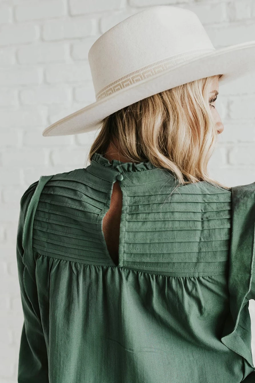 Shewin Women's Green Ruffled Pleated Long Sleeve Blouse Solid Color Top