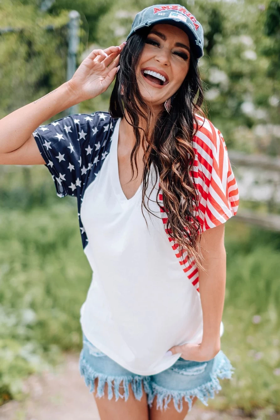 Shewin Women's White American Flag V-Neck T-Shirt - Patriotic Short Sleeve Top