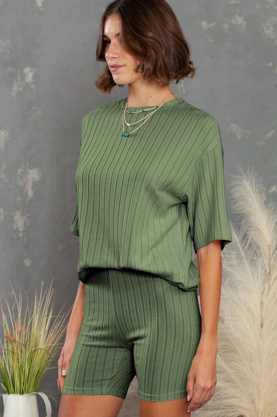 Shewin Women's Green Ribbed Knit Drop Shoulder T-Shirt & Shorts Two-Piece Set