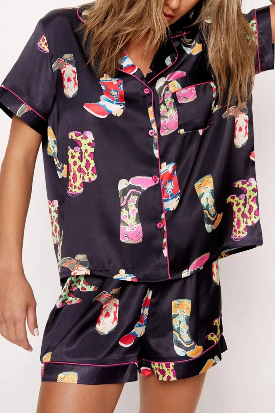 Shewin Women's Black Boots Print Button-Up Pajama Set with Shorts