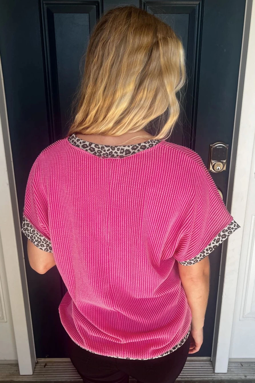 Shewin Women's Rose Red Leopard Trim V-Neck Short Sleeve Plus Size Corded Top