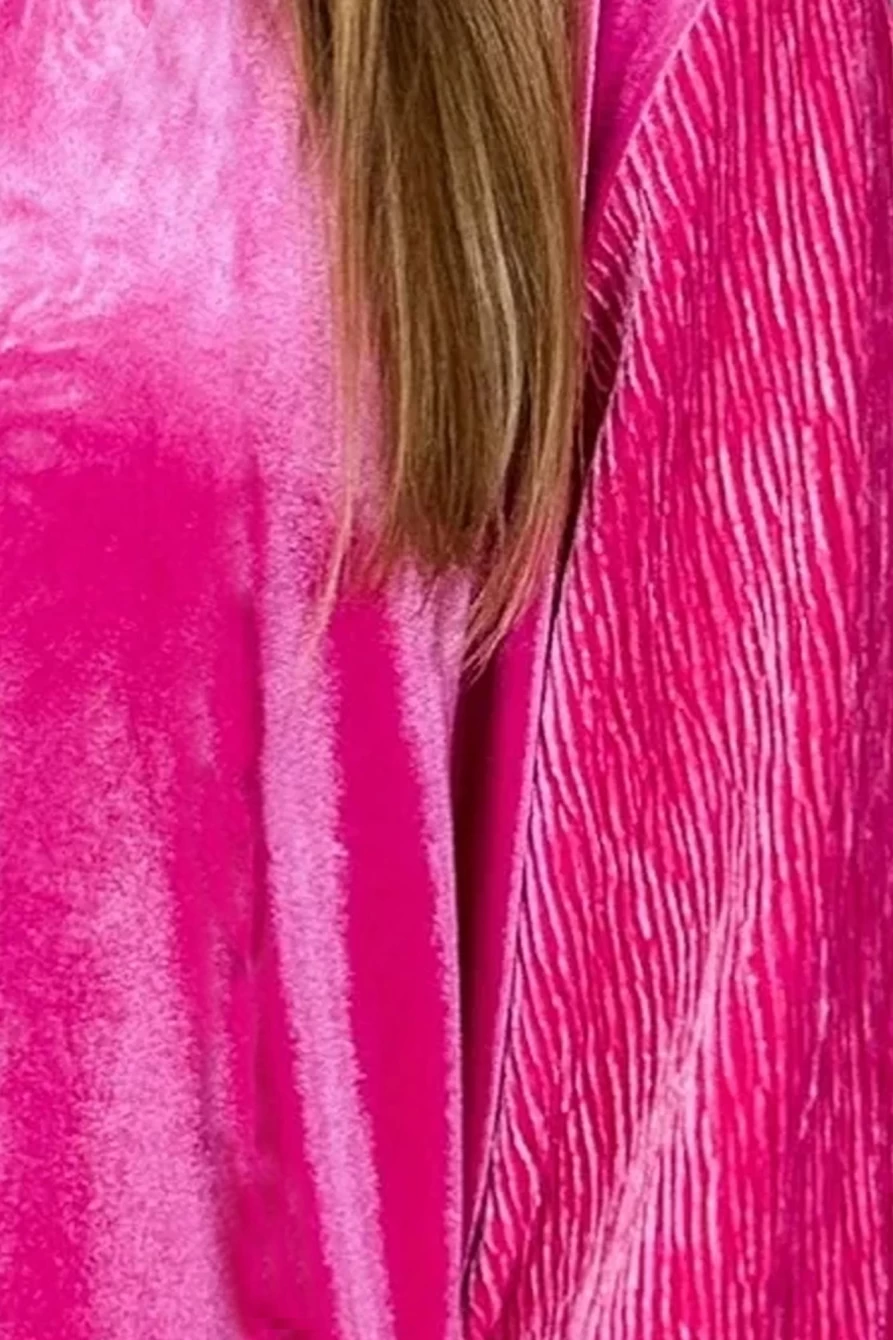 "SheWin Women's Bright Pink V-Neck Puff Sleeve Blouse - Flirty Short Sleeve Top"