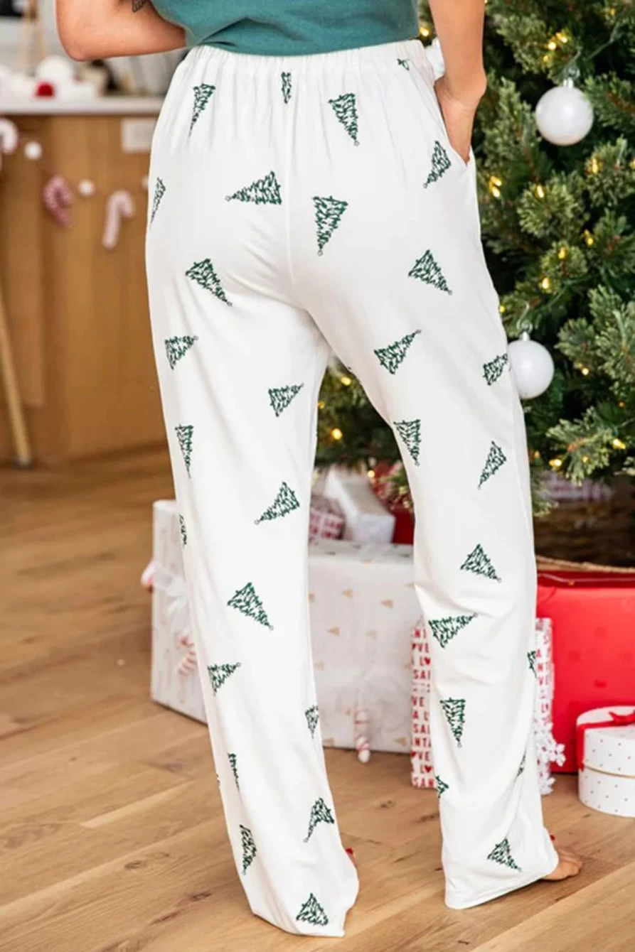 "Shewin Women's Skobeloff Green Christmas Tree Printed T-Shirt & White Pants Lounge Set"