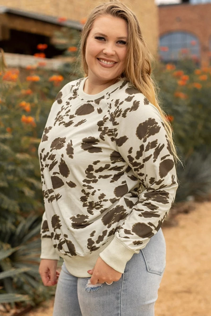Shewin Women's Bright White Plus Size Animal Print Crew Neck Pullover Sweatshirt