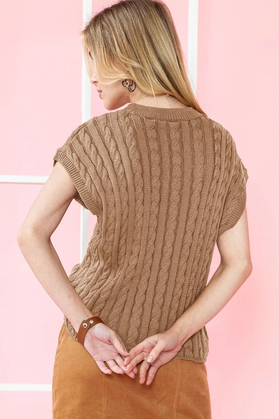 Shewin Women's Flaxen Solid Color Cable Knit Short Sleeve Sweater