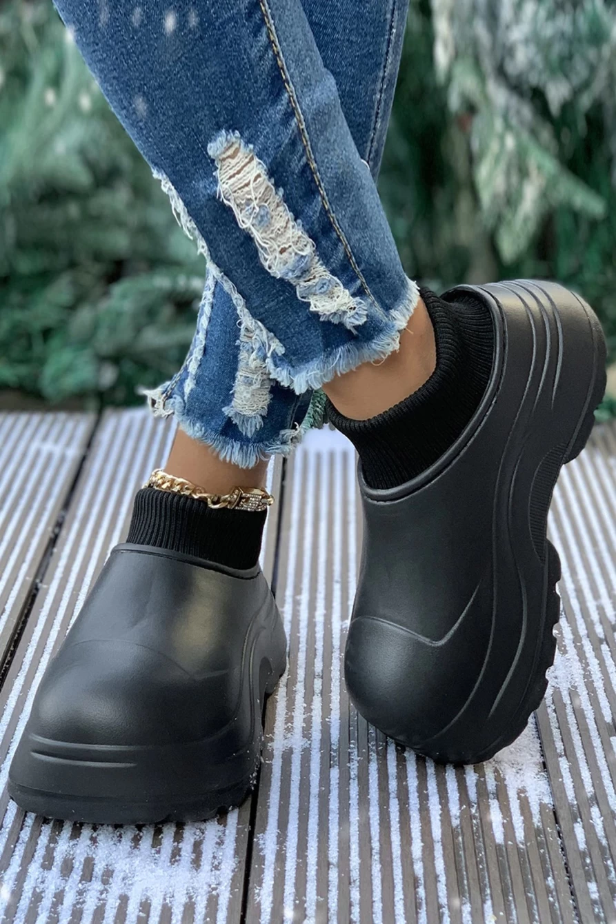 Shewin Women's Black Waterproof Ankle Boots with Thick Sole & Patchwork Design