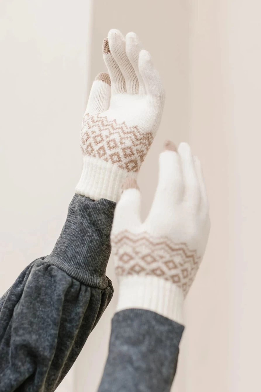 Shewin Women's White Geometric Pattern Touch Screen Gloves - Winter Fashion Gloves for Cold Weather